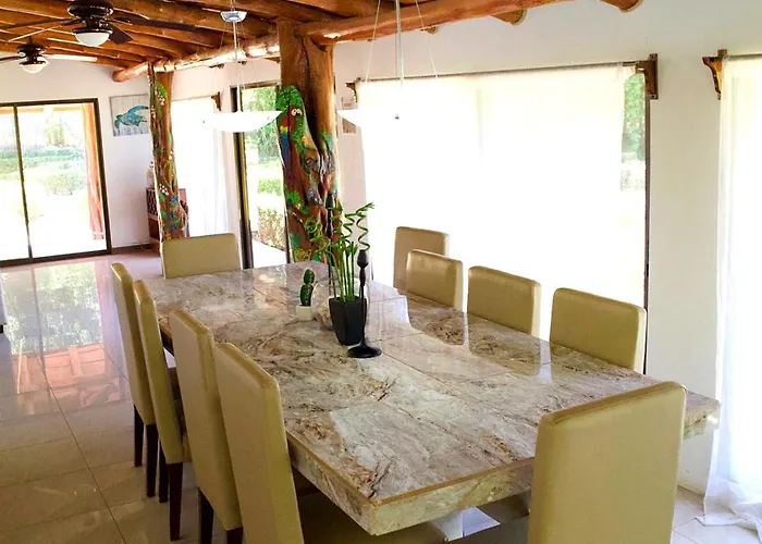 Escapaditas La Josefina Villa Garita